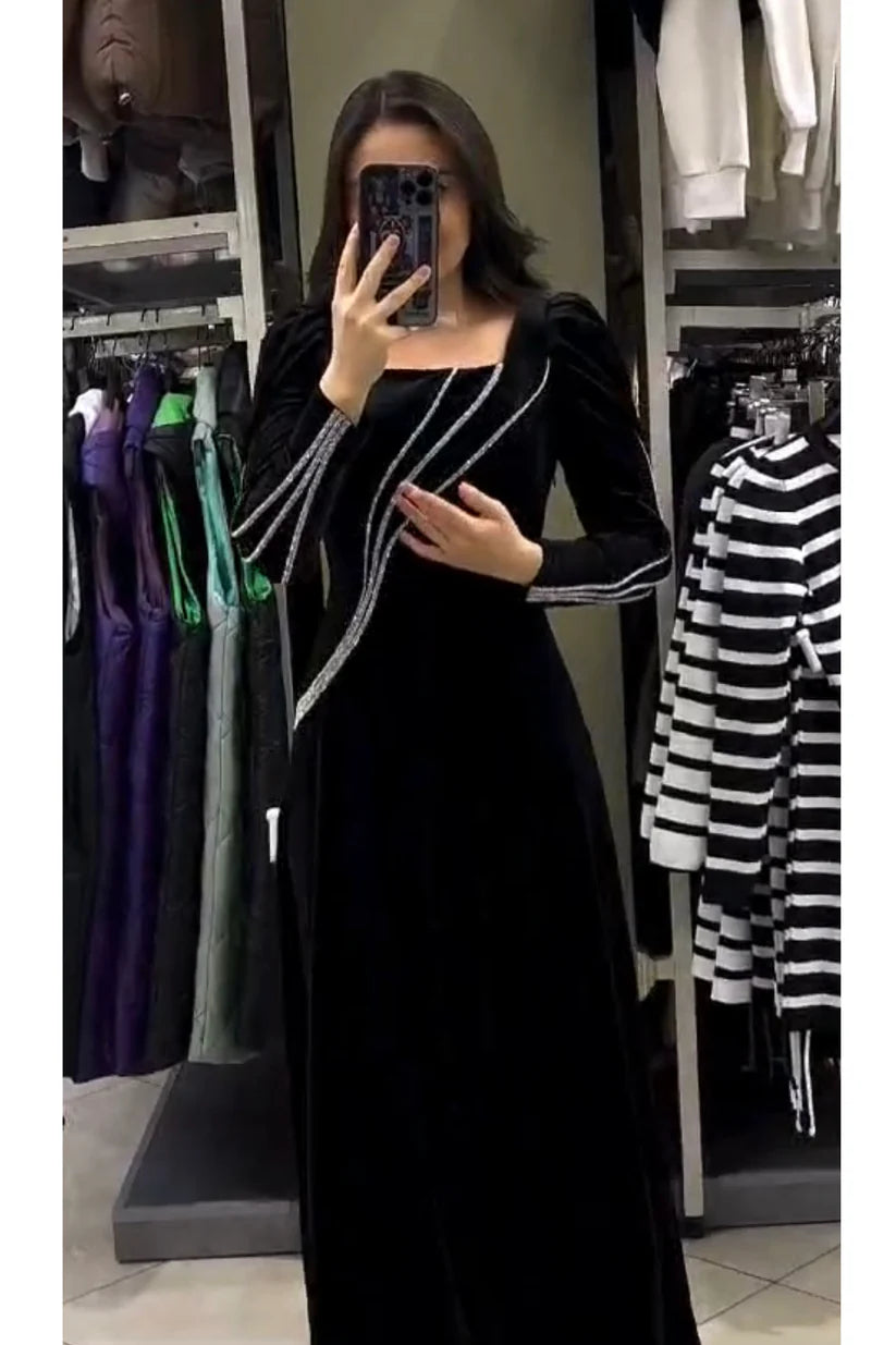 Рокля от кадифе TSH434