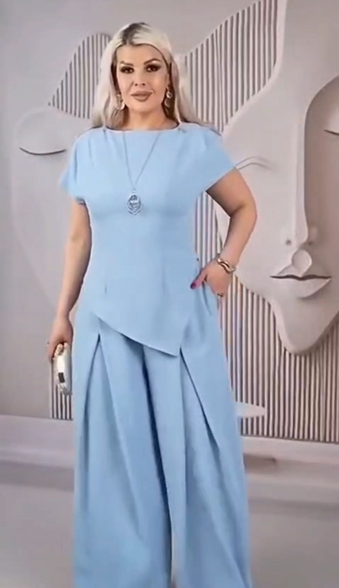 Елегантен комплект TSH605